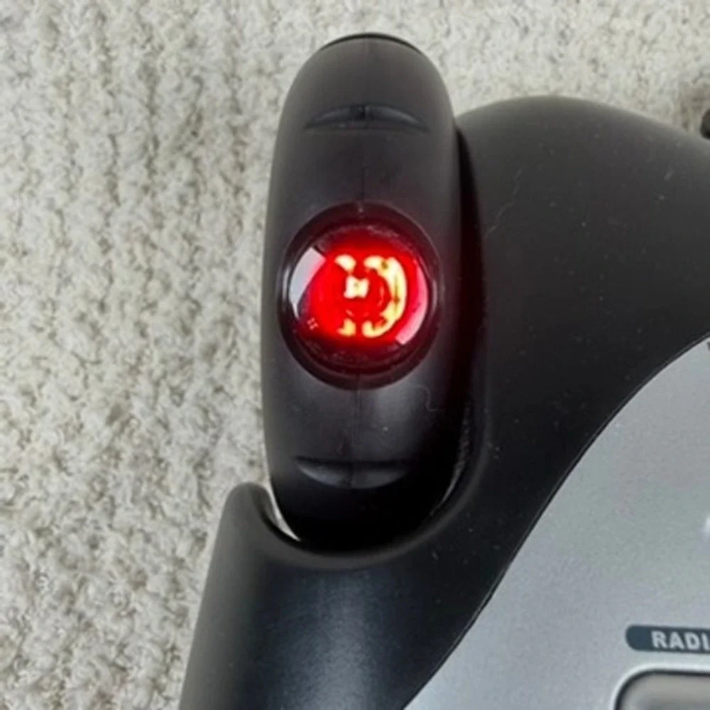 SkyScan 34202 Atomic Projection Alarm Clock AM FM Radio Indoor Temp Black Silver